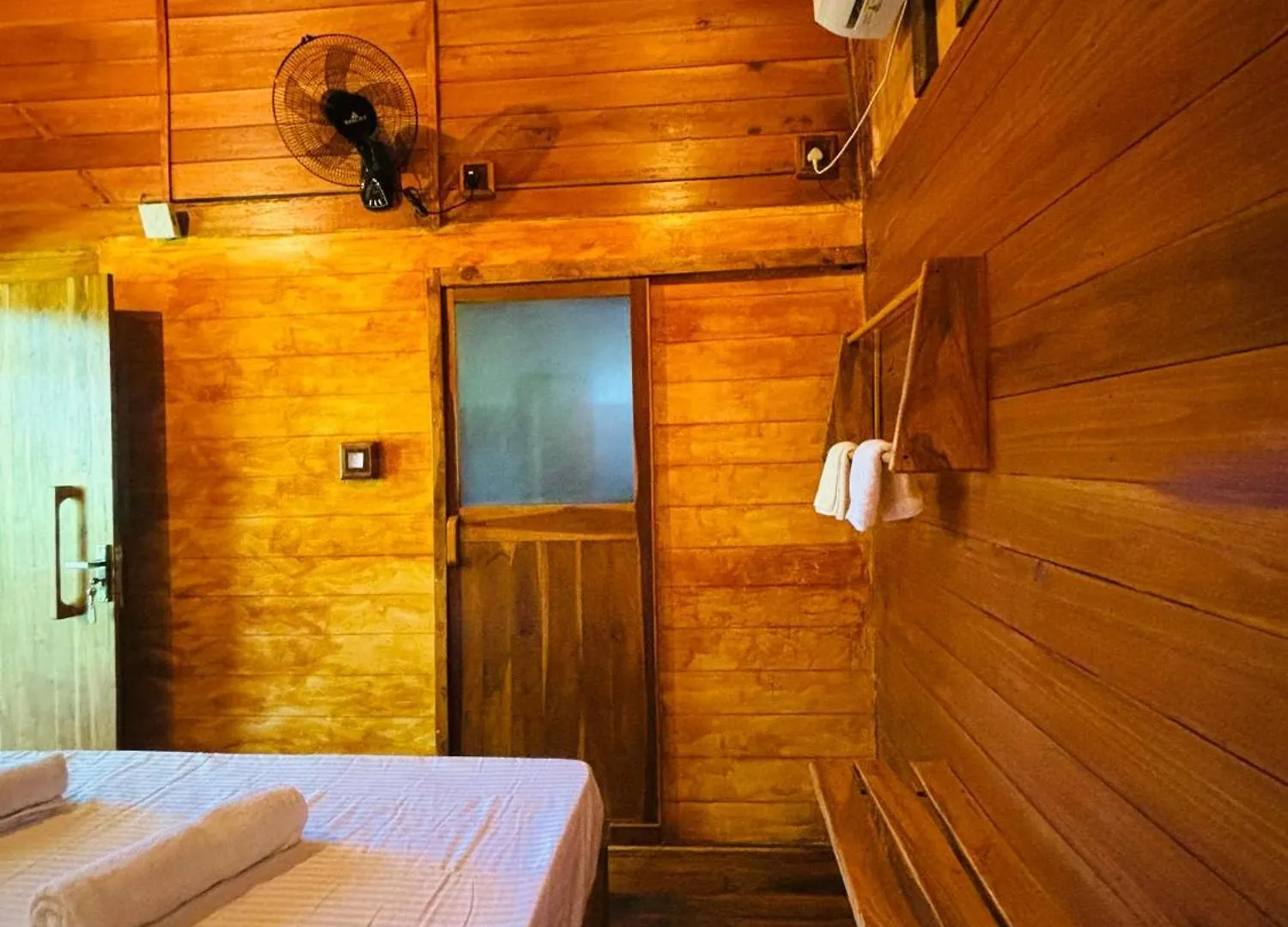 Woodholic Homestay Sigirija 0*,  Sri Lanka