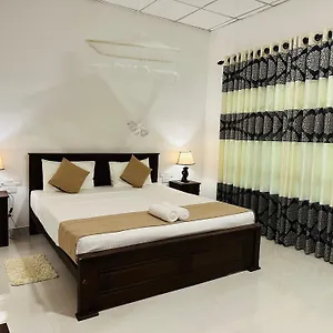  Homestay Sigiri Hibiscus