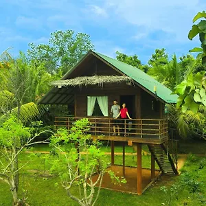 Ośrodek wypoczynkowy Chena Huts Eco, Sigirija