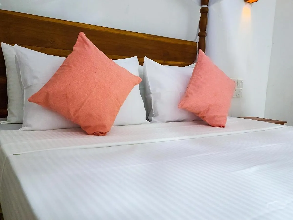 Woodholic Homestay Sigiriya 0*,  Sri Lanka