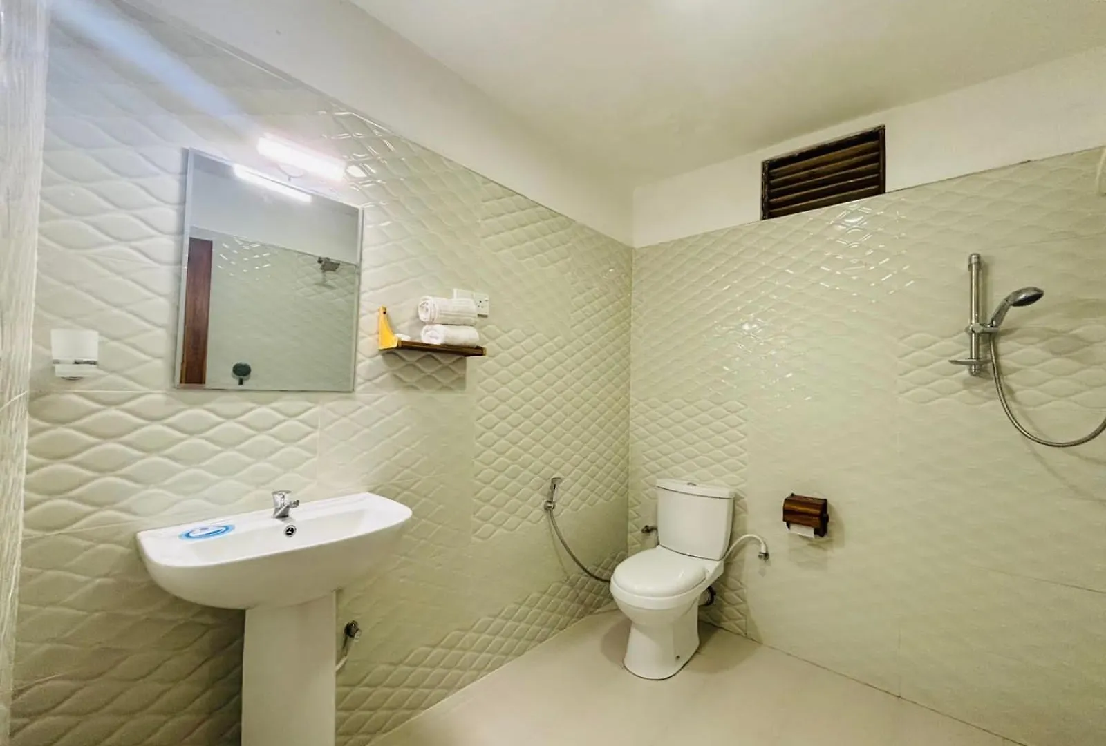 Woodholic Homestay Sigiriya