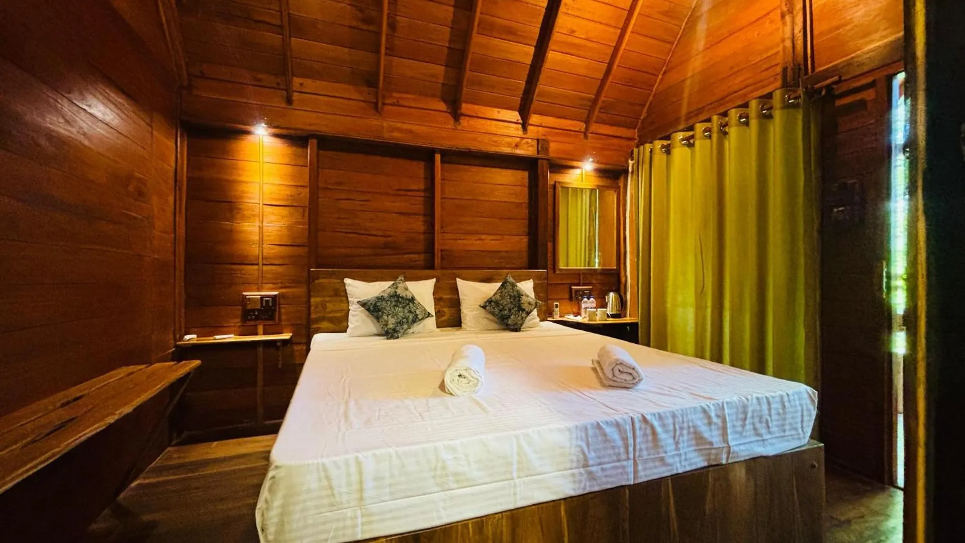Woodholic Homestay Sigiriya