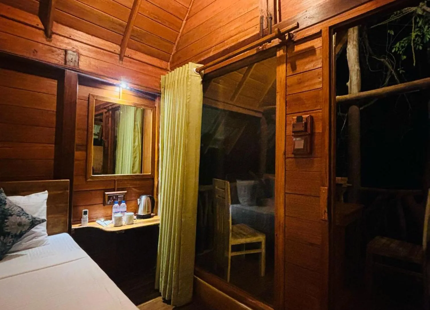 Woodholic Homestay Sigiriya