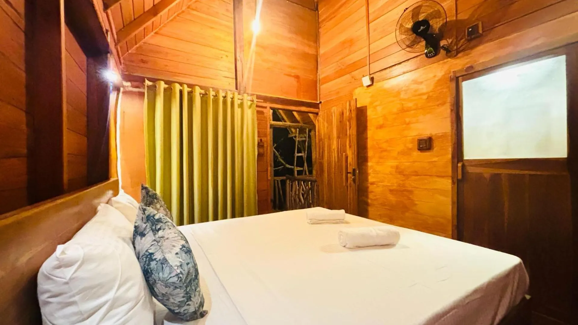 Woodholic Homestay Sigiriya